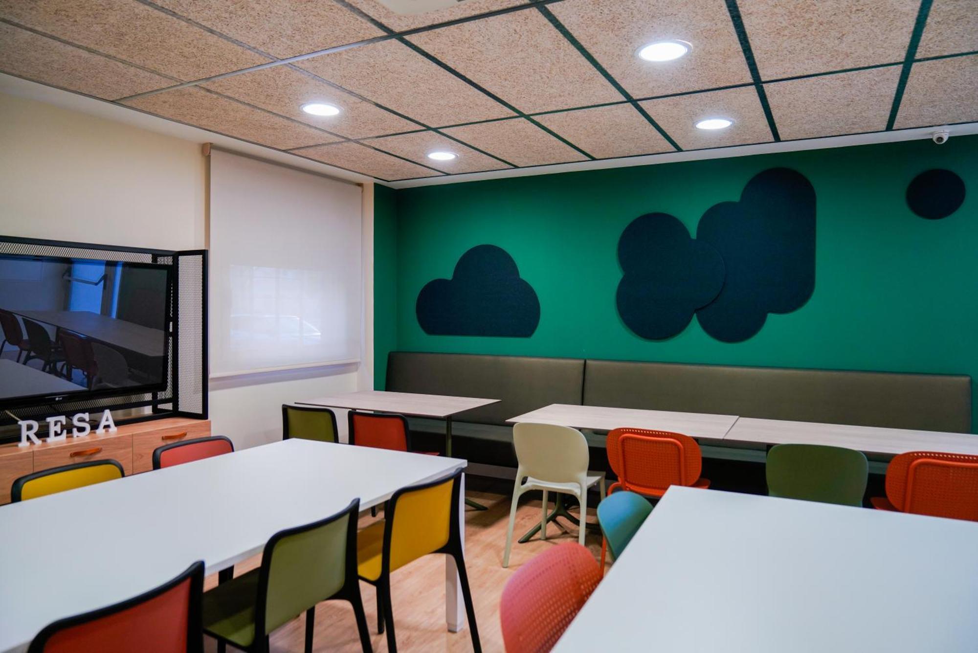 Residencia Universitaria Resa Los Abedules Pamplona Luaran gambar